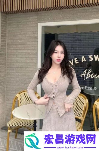 麻豆㊙️AV视频在线播放，神秘之地的幕后揭秘！美女与剧情的奇幻碰撞，引发网友爆笑热议！