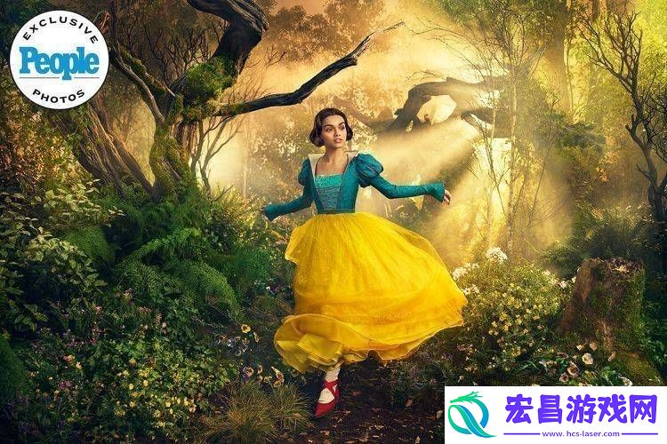 瑞秋·泽格勒美翻塞哥维亚城堡前！