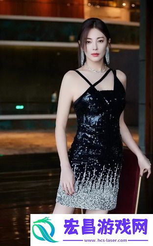 老师脱让学生摸，创造新奇体验，网友：好想当年我也能这样！