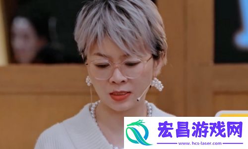 陈凯歌挠头-但都不敢批评他-背景太大了