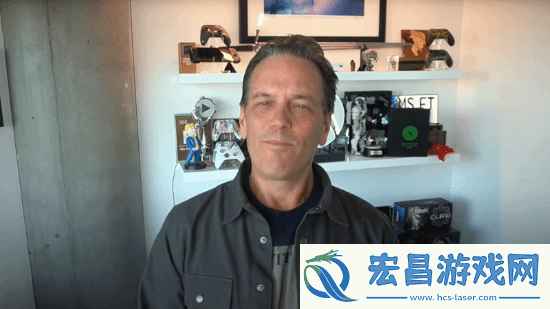 曝斯宾塞的推特简介改为