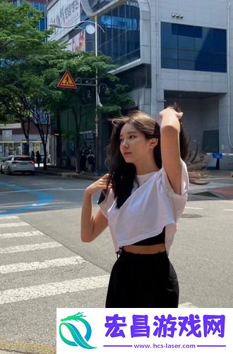 迷人魅力：欧美肥大BBBBBBBBB引领时尚新潮流！