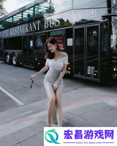 在《轮流抵债》中，张伟与李娜的债务游戏：揭示了生活的幽默与无奈，真相让人捧腹大笑！