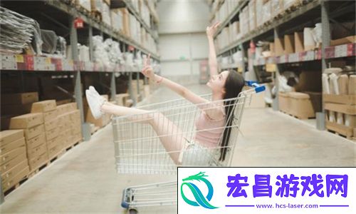 在姨母家的客厅中字全网疯传！导演不敢说的3个隐喻被扒光